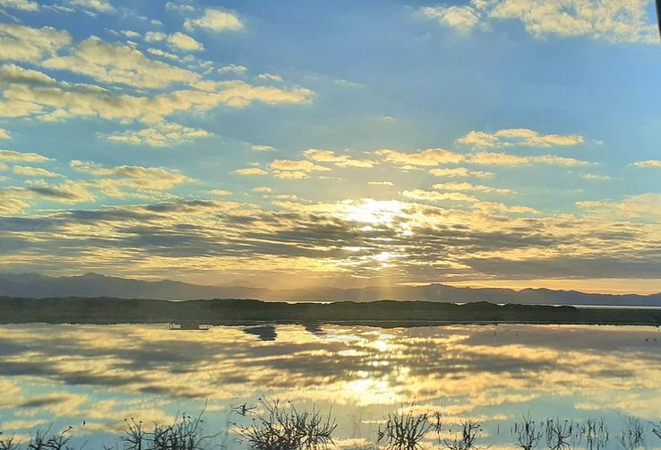 Kaiaua, nature's mirror