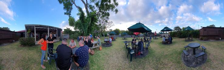 Kaiaua Bay View Hotel garden bar